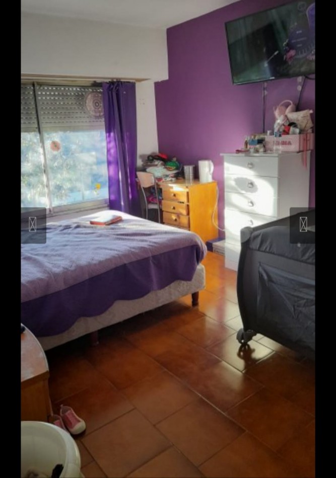CASA DE 2 PLANTAS, VENTA, ADROGUE. A UNA CUADRA DE AV. HIPOLITO YRIGOYEN