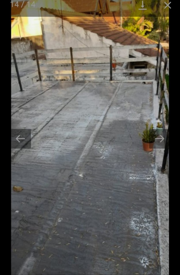 CASA DE 2 PLANTAS, VENTA, ADROGUE. A UNA CUADRA DE AV. HIPOLITO YRIGOYEN
