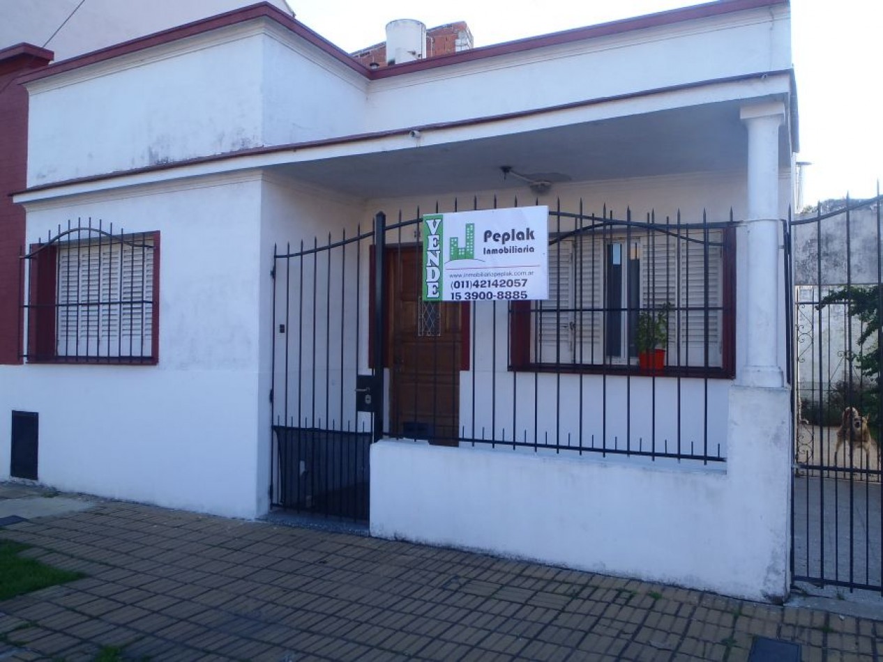 CASA EN VENTA , 2 DORMITORIOS, BERNAL, NUEVO PRECIO