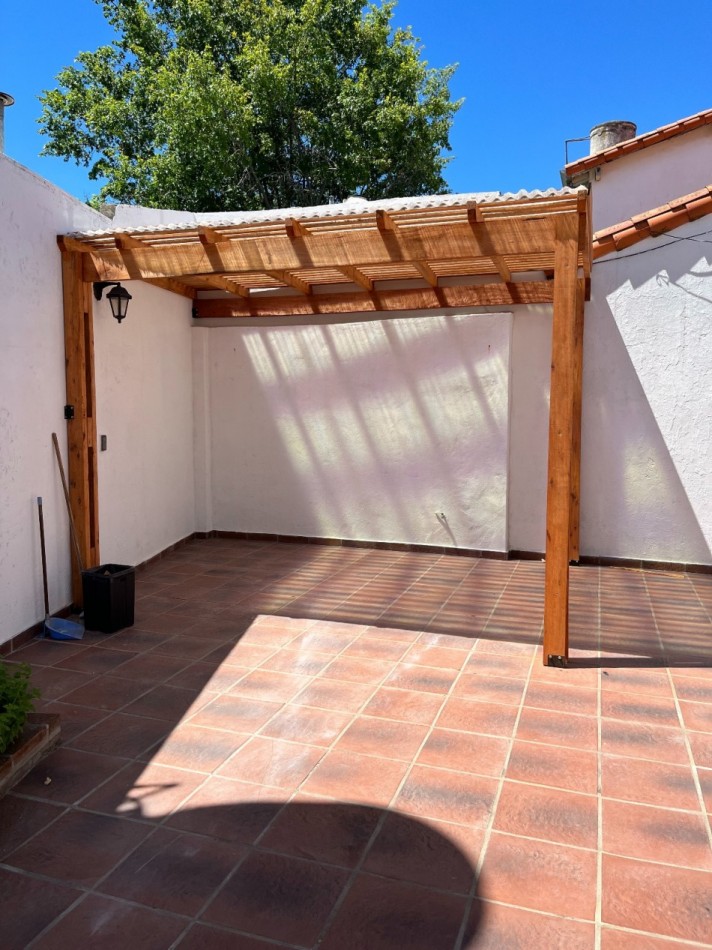 CASA EN VENTA , 2 DORMITORIOS, BERNAL, NUEVO PRECIO